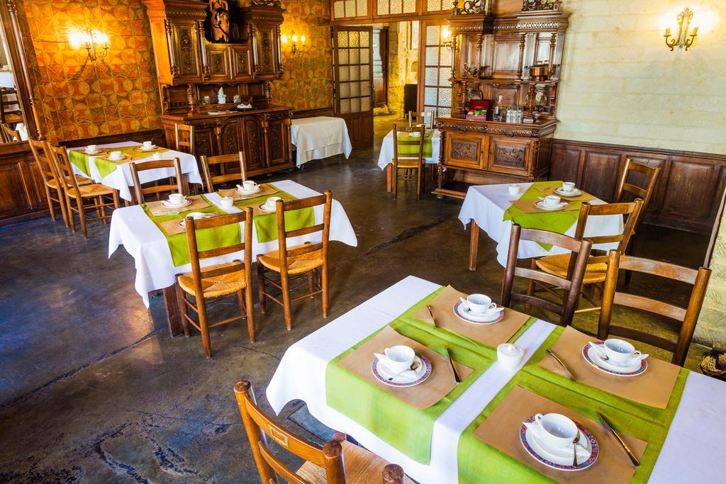 Auberge Du Pont Romain Sommières Rum bild